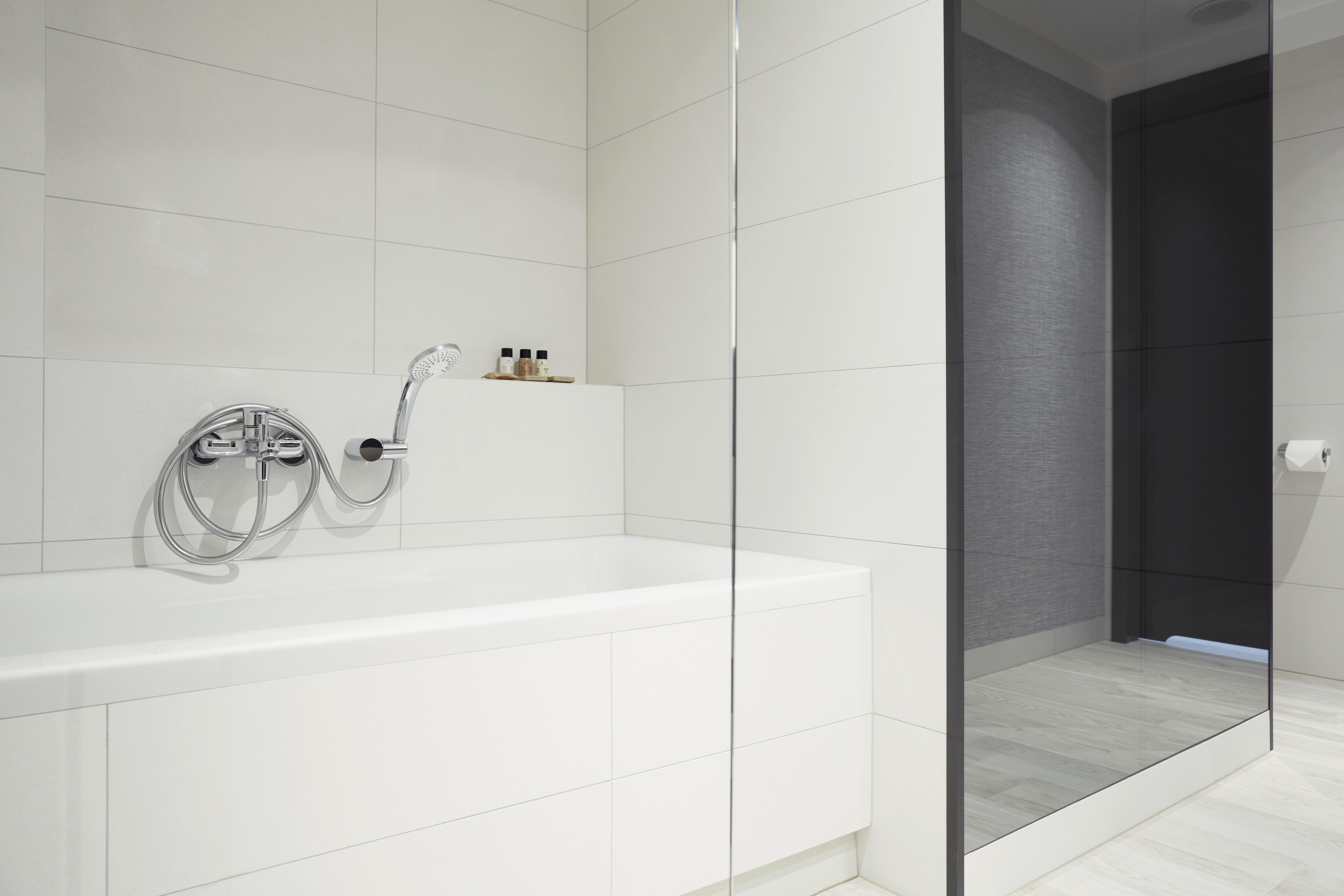 Q Hotel Plus Wroclaw Bielany Bielany Wrocławskie Dış mekan fotoğraf