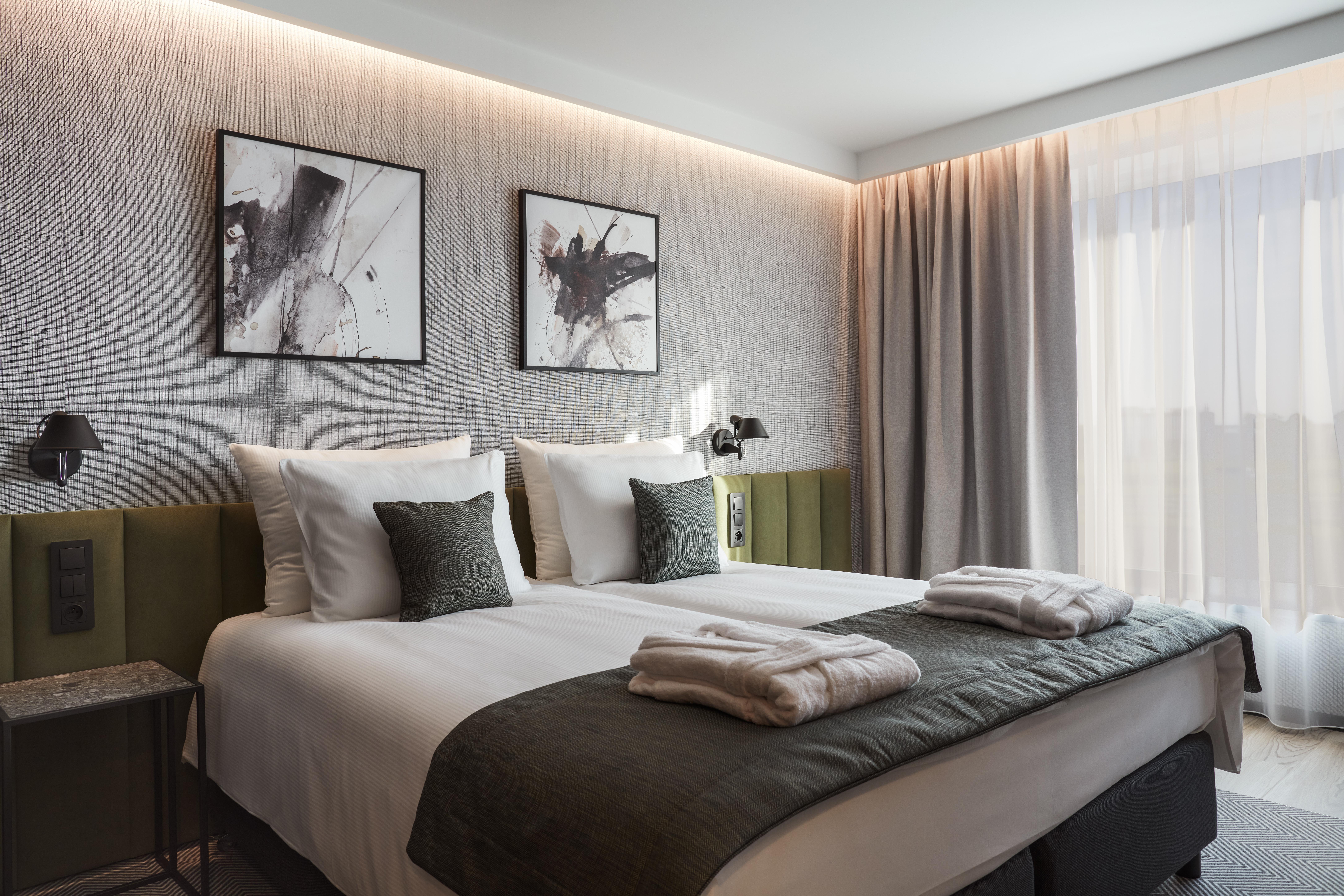 Q Hotel Plus Wroclaw Bielany Bielany Wrocławskie Dış mekan fotoğraf
