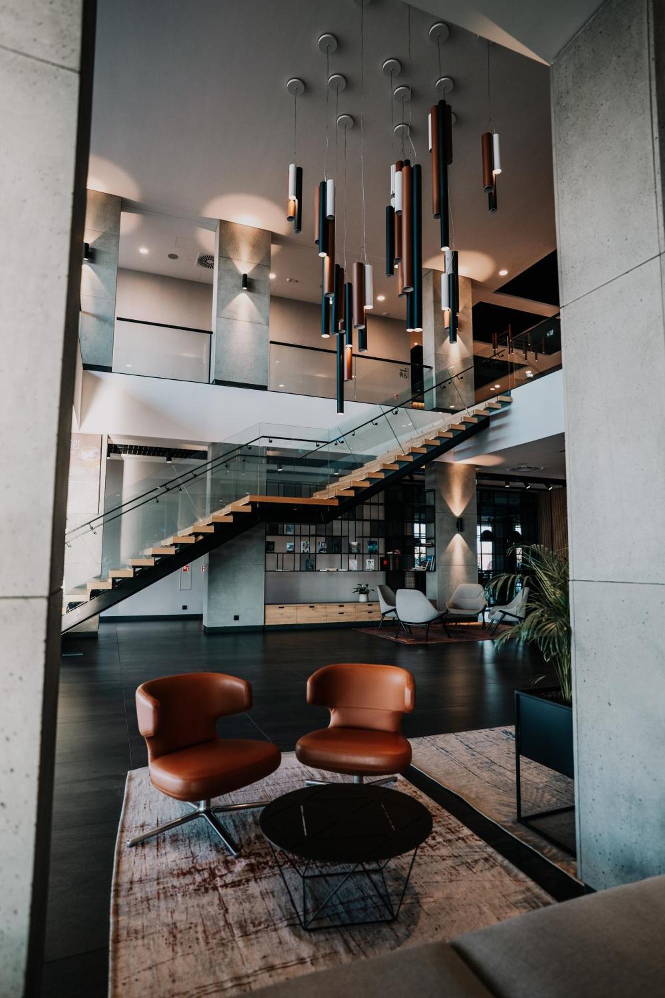 Q Hotel Plus Wroclaw Bielany Bielany Wrocławskie Dış mekan fotoğraf
